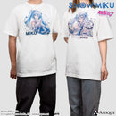 [SNOW MIKU] 雪ミク 描き下ろしイラスト【四季の移ろい】初音ミク Tシャツ（フリーサイズ）