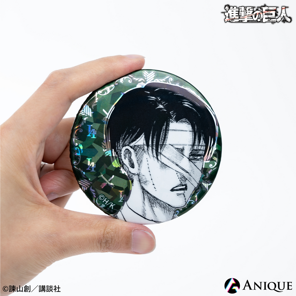 新品】進撃の巨人 リヴァイ アニーク ANIQUE 缶バッジ ホログラム